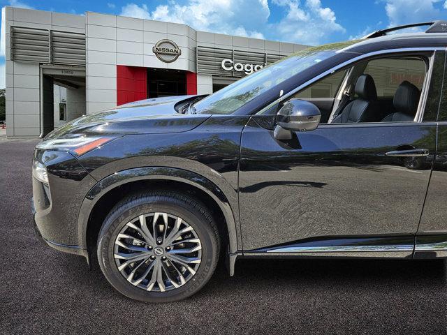 Photo of 2025 Black Nissan Rogue