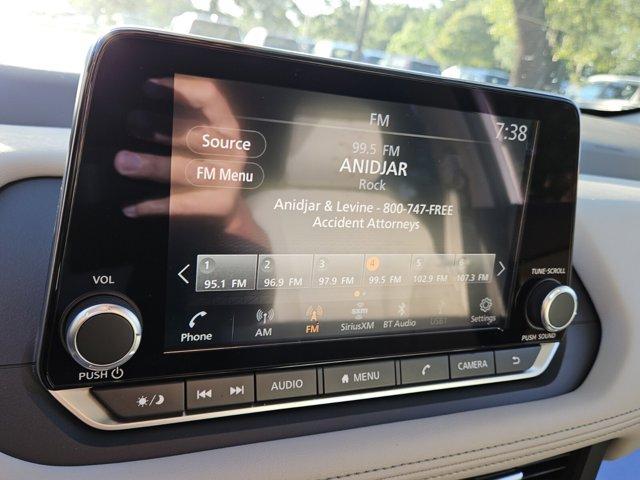 Photo of 2025 Everest White P Nissan Rogue