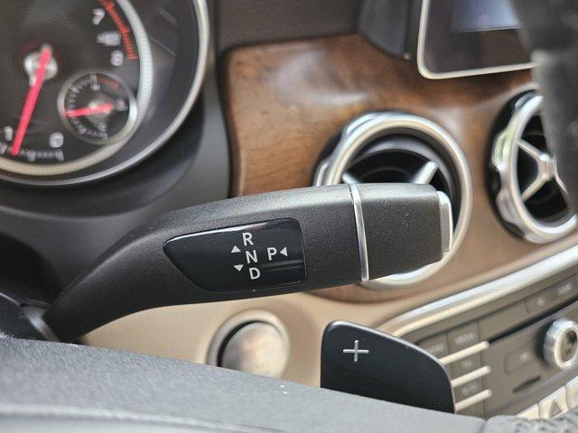 Photo of 2019 Polar White Mercedes-Benz GLA 250