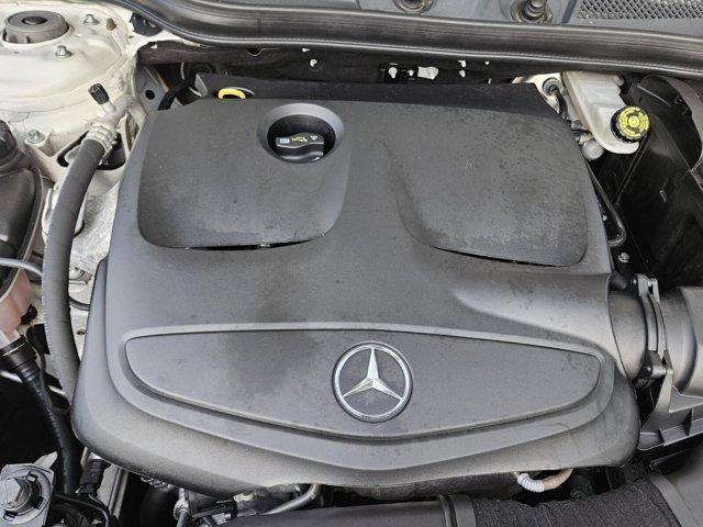 Photo of 2019 Polar White Mercedes-Benz GLA 250