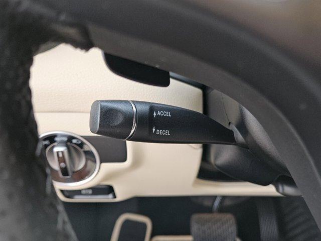 Photo of 2019 Polar White Mercedes-Benz GLA 250