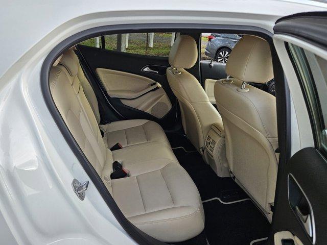 Photo of 2019 Polar White Mercedes-Benz GLA 250
