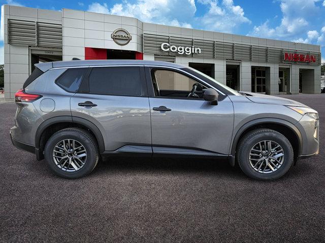 Photo of 2025 Gun Metallic Nissan Rogue