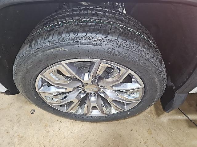Photo of 2023 White Frost Tri-Coat GMC Sierra 1500