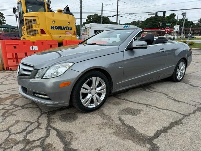 Photo of 2012 Gray Mercedes-Benz E-Class