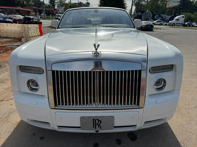 Photo of 2010 White / Silver Rolls-Royce Phantom Drophead Coupe