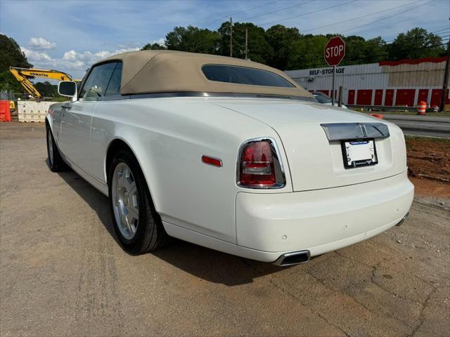 Photo of 2010 White / Silver Rolls-Royce Phantom Drophead Coupe
