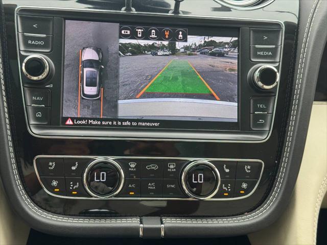 Photo of 2018 Silver Bentley Bentayga