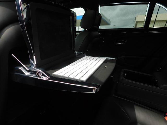 Photo of 2014 Black Bentley Mulsanne