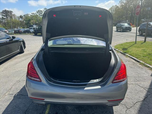 Photo of 2014 Gray Mercedes-Benz S-Class