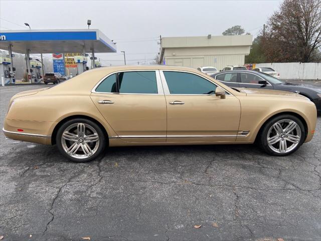 Photo of 2013 Champagne Bentley Mulsanne
