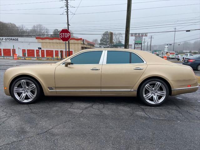 Photo of 2013 Champagne Bentley Mulsanne