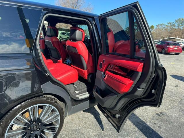 Photo of 2021 Black Land Rover Range Rover