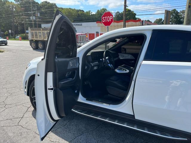 Photo of 2021 White Mercedes-Benz AMG GLE 53