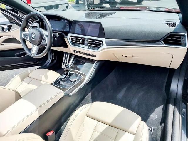 Photo of 2023 Black Sapphire Metallic BMW M440