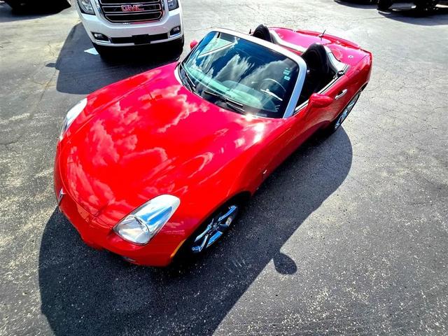 Photo of 2009 Red Pontiac Solstice