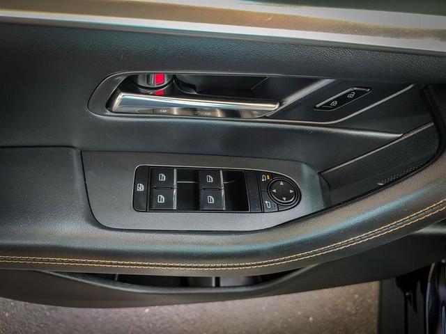 Photo of 2025 Jet Black Mica Mazda CX-70 PHEV
