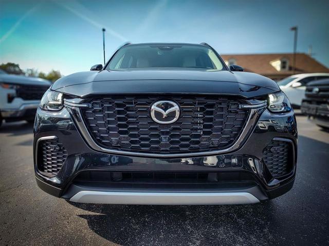 Photo of 2025 Jet Black Mica Mazda CX-70 PHEV