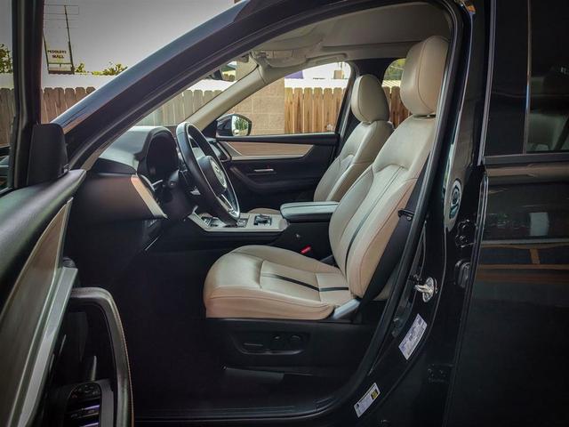 Photo of 2025 Jet Black Mica Mazda CX-70 PHEV