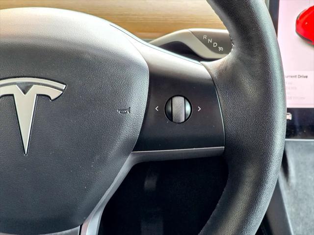 Photo of 2021 Red Multi-Coat Tesla Model Y