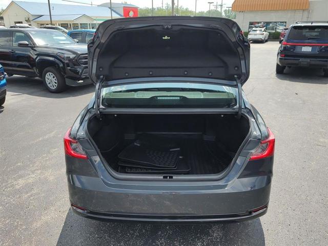 Photo of 2025 Not Specified Toyota Camry