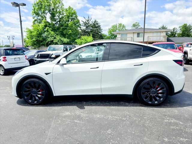 Photo of 2022 Pearl White Multi-Coat Tesla Model Y