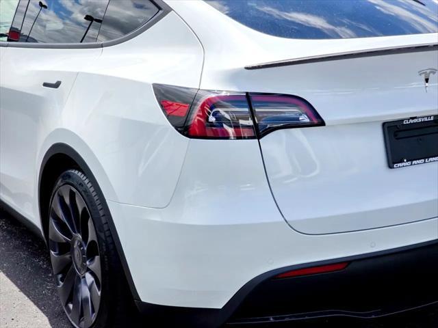 Photo of 2022 Pearl White Multi-Coat Tesla Model Y