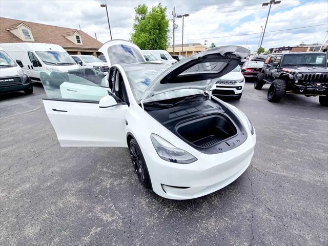 Photo of 2022 Pearl White Multi-Coat Tesla Model Y