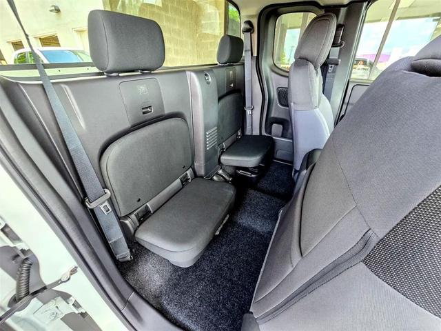 Photo of 2025 Glacier White Nissan Frontier