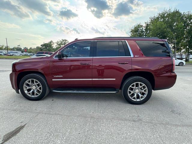 Photo of 2018 Red GMC Yukon