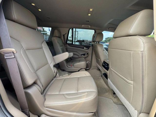Photo of 2018 Red GMC Yukon