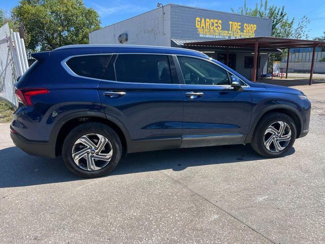 Photo of 2023 Blue Hyundai SANTA FE