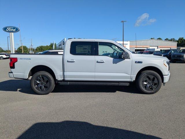 Photo of 2025 Space White Metallic Ford F-150 Lightning
