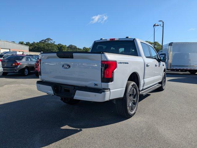 Photo of 2025 Space White Metallic Ford F-150 Lightning