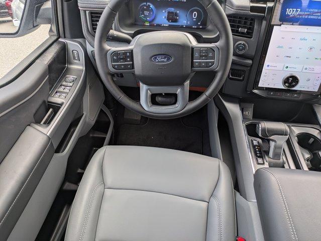 Photo of 2025 Oxford White Ford F-150 Lightning