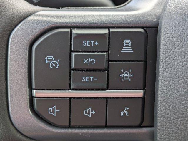 Photo of 2025 Oxford White Ford F-150 Lightning