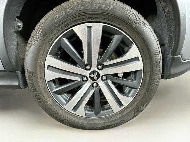 Photo of 2022 Mercury Gray Metallic Mitsubishi Outlander Sport