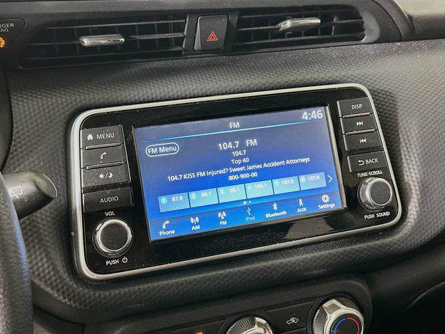 Photo of 2023 Super Black Nissan Kicks