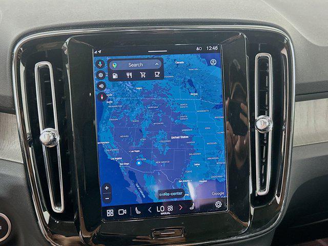 Photo of 2025 Crystal White Pearl Volvo XC40