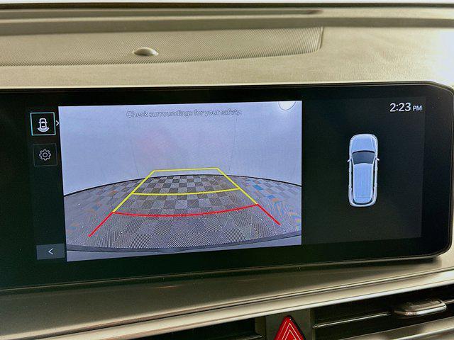 Photo of 2024 Gravity Grey Kia Sorento