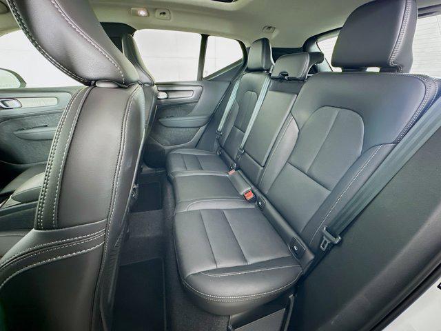 Photo of 2025 Crystal White Pearl Volvo XC40
