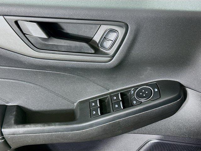 Photo of 2024 Carbonized Gray Metallic Ford Escape