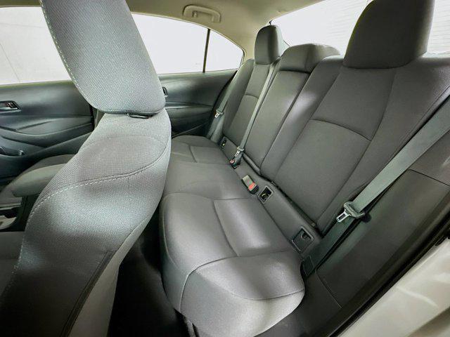 Photo of 2024 Classic Silver Metallic Toyota Corolla