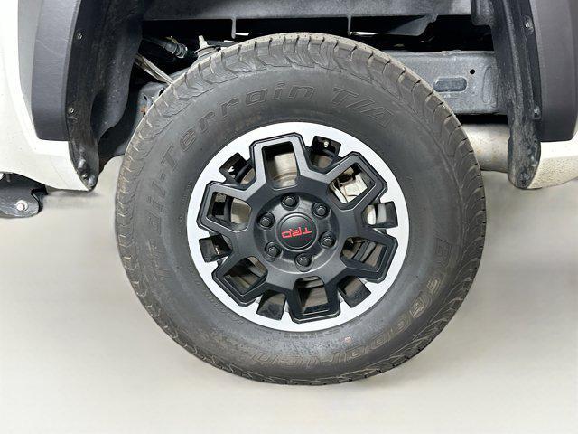 Photo of 2024 Ice Cap Toyota Tacoma
