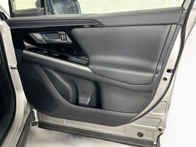 Photo of 2023 Elemental Silver Metallic Toyota bZ4X