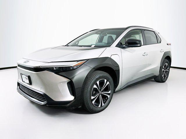 Photo of 2023 Elemental Silver Metallic Toyota bZ4X