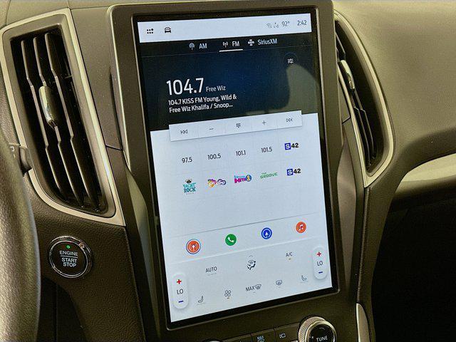 Photo of 2024 Carbonized Gray Metallic Ford Edge