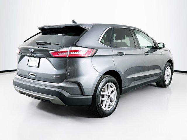 Photo of 2024 Carbonized Gray Metallic Ford Edge