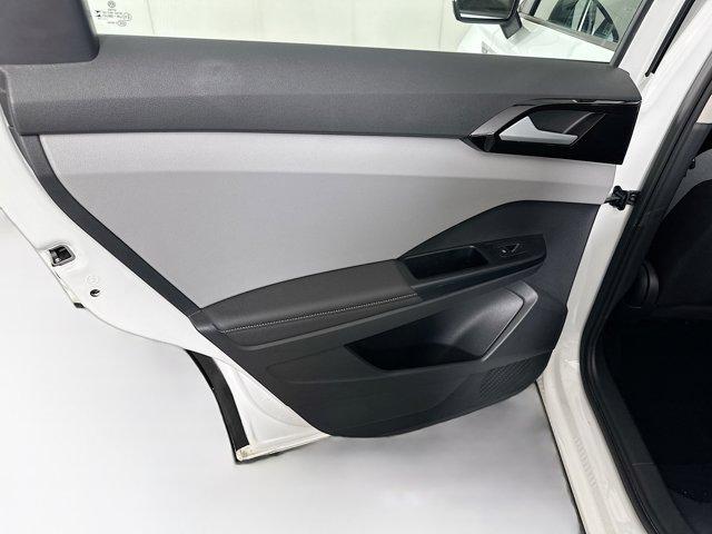Photo of 2024 Pure White Volkswagen Taos