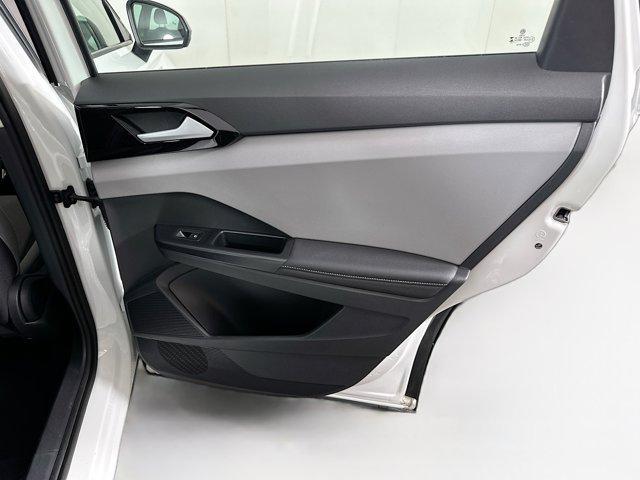 Photo of 2024 Pure White Volkswagen Taos